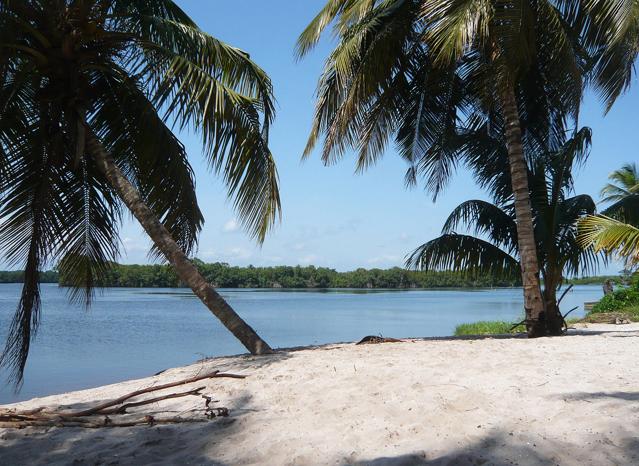 Îles Ehotilé National Park